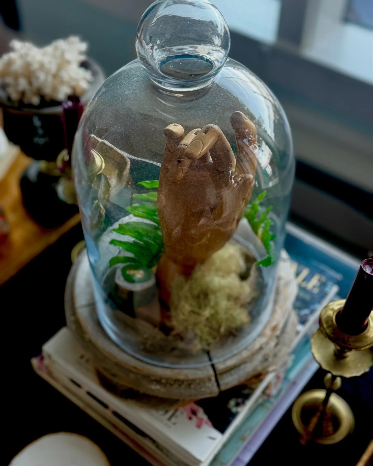 I have a deep attachment to my personal belongings. I think 🤔 it&rsquo;s the Taurus in me. We love to be surrounded by beautiful objects and it brings us pure joy and pleasure. So I will miss my sweet peaceful sanctuary full of my objects of affecti