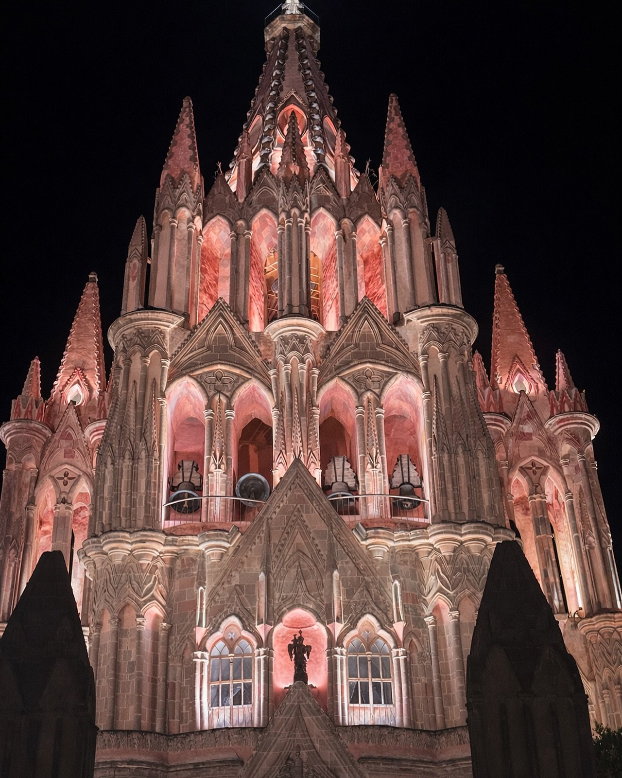 Read the history of this most beautiful of cathedrals below. 
The Indigenous Bricklayer Who Built The Parish Of San Miguel De Allende.

Know the story of Don Zeferino Guti&eacute;rrez Mu&ntilde;oz, the very talented indigenous mason who kept in his h