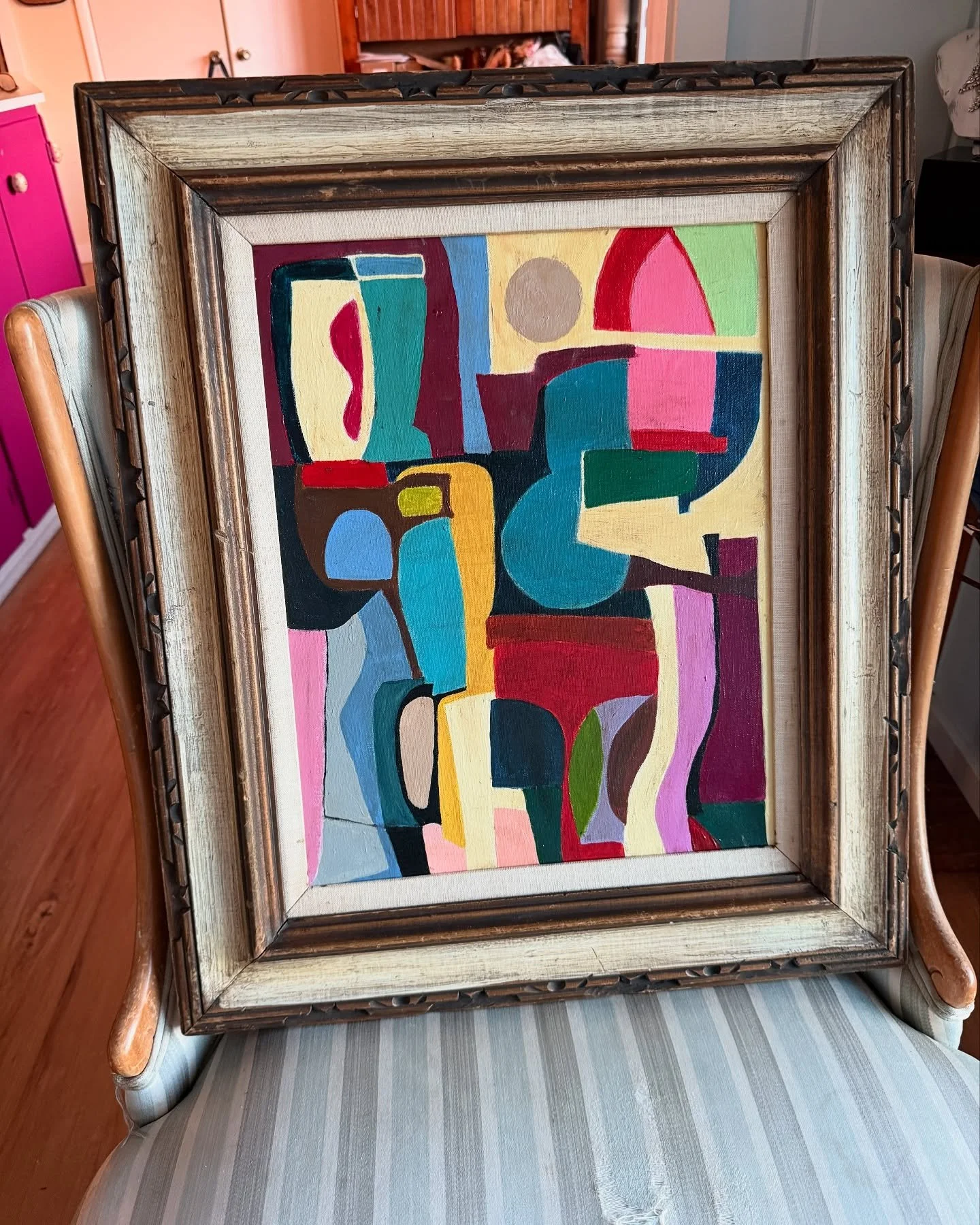 SOLD It&rsquo;s just so crazy 🤪 to me that this abstract that I painted awhile ago just sold today!! I have no interest in changing professions because I paint 🎨 for the love 💗 of it but it blows me away that people are digging my paintings. 🖼️