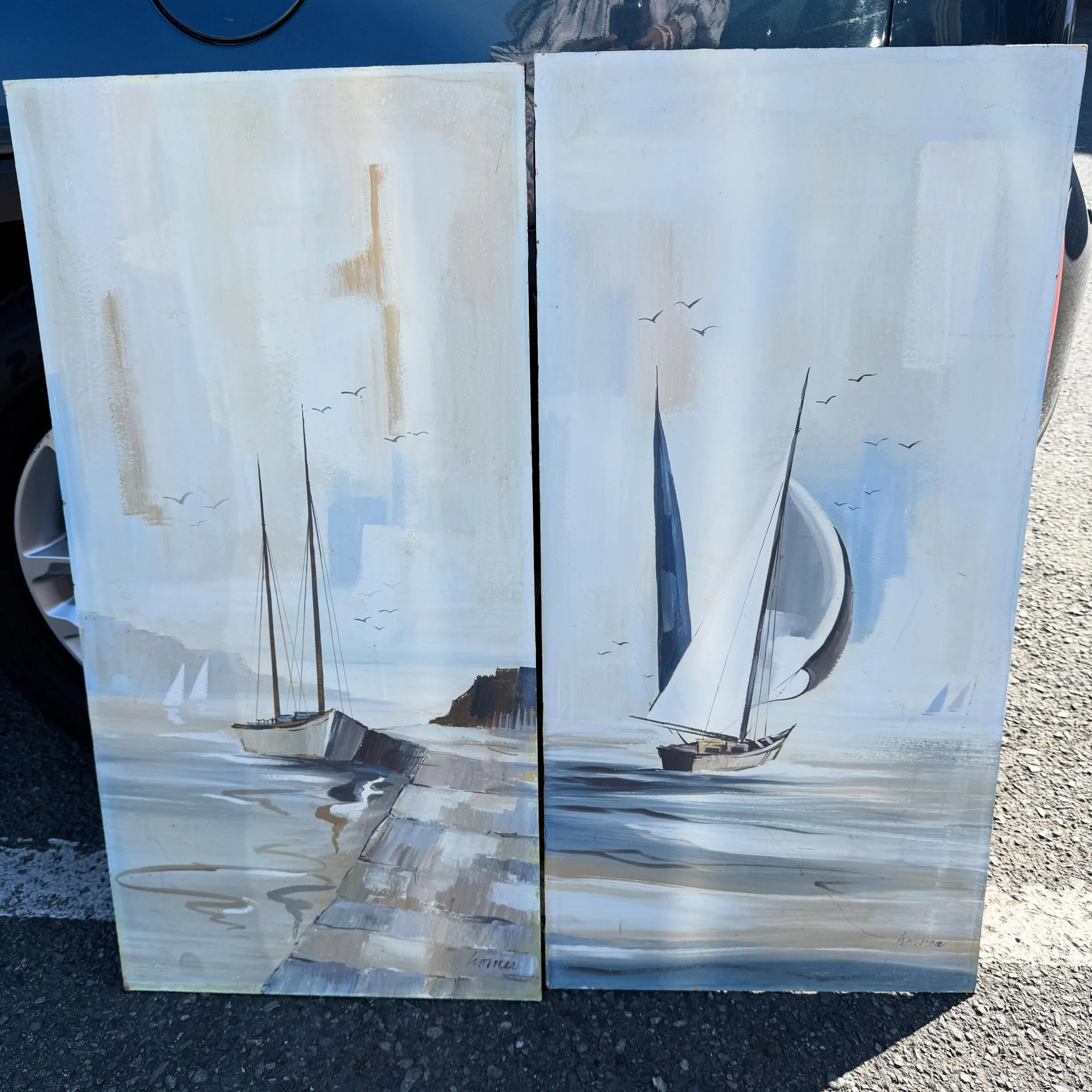 I went to stock my booth at Lander Street Vintage in Seattle and could not resist buying these oversized, unframed ship paintings from my favorite vendor, @treasurequeeny, because they are just too, too good. Now I feel like I need to collect more na
