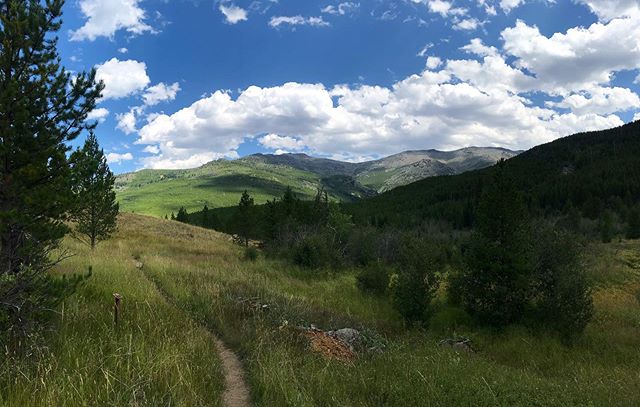 Soakin&rsquo; up the last little bit of summer 🌞 with @shelseadodd #elkhornmountains #montana #gotakeahike #montana #gooutside #limekiln
