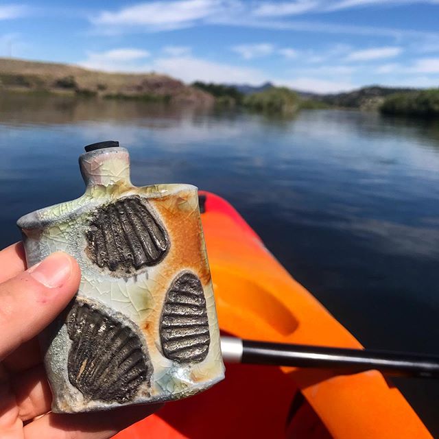 Sippin&rsquo; with my friend @troybungart on the Mighty Mo #whiskeyrivertakemymind #montana #optoutside #lovewhereyoulive #kayak #missouririver #woodfired #clay #ceramics #flask