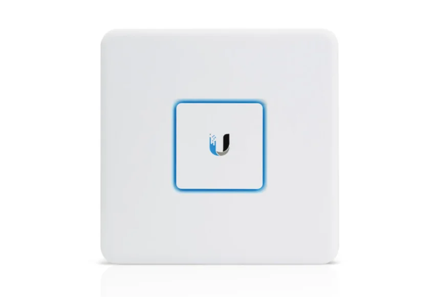 Ubiquiti Unifi Security Gateway USG.jpg