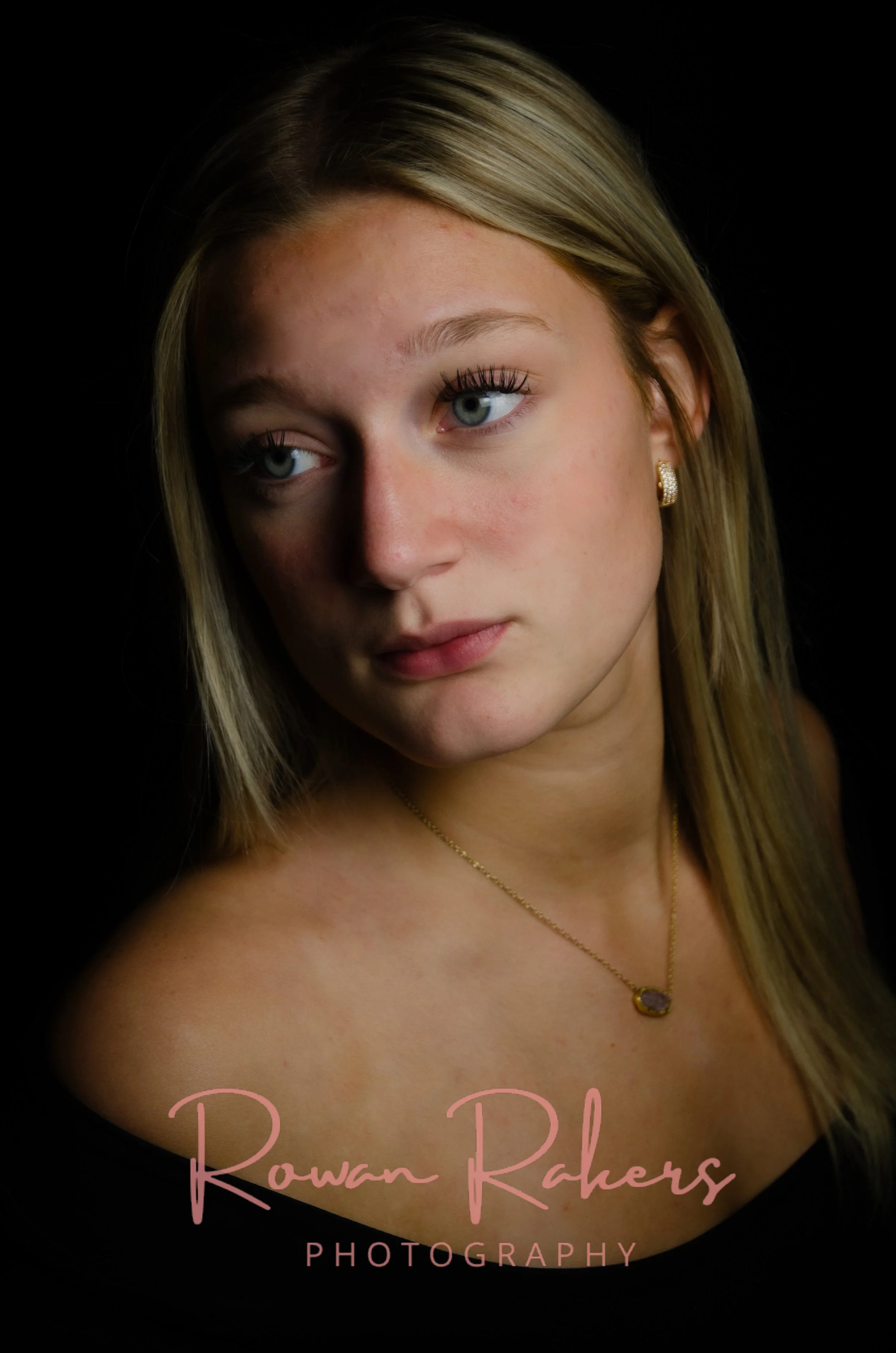 RRakers Studio Lighting-18.jpg