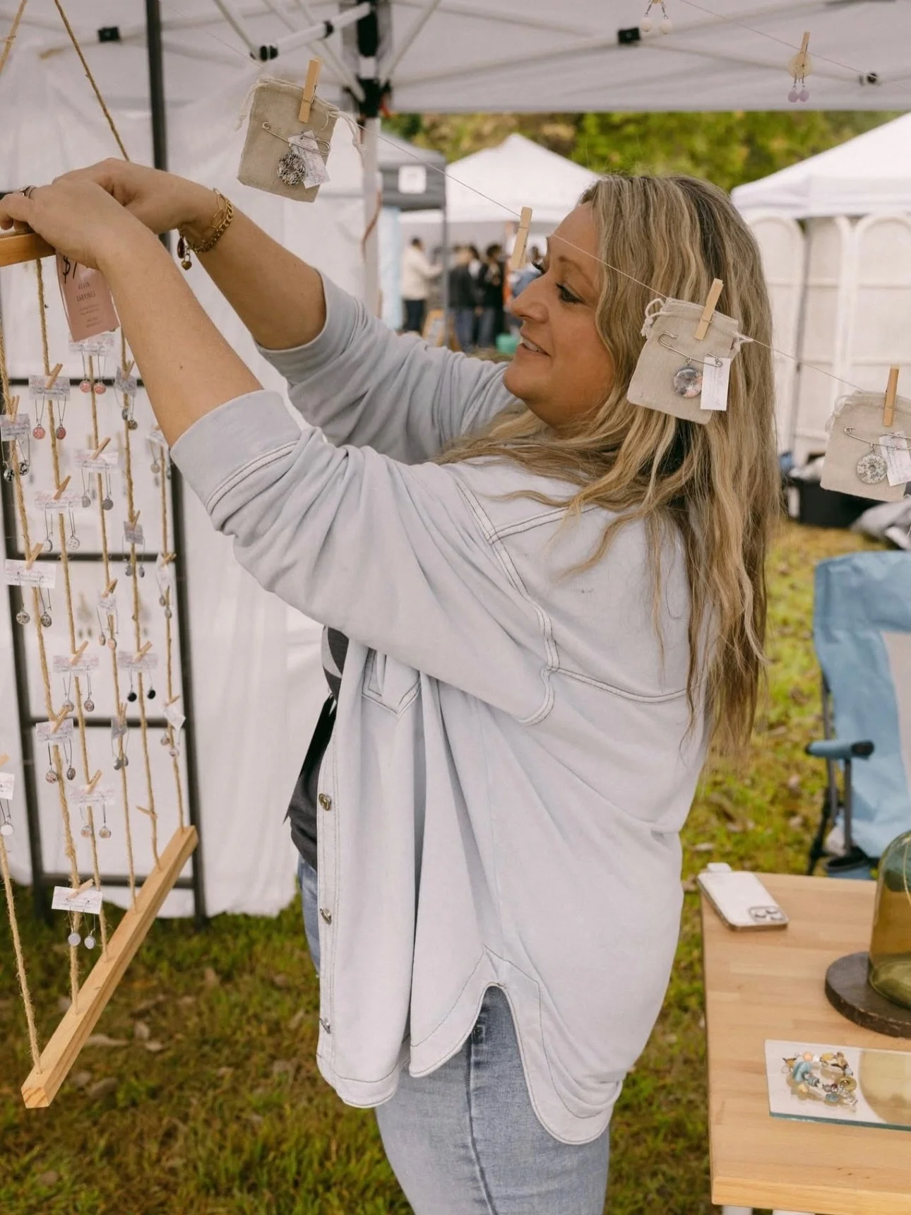Behind every booth at Vintage &amp; Made Fair, there&rsquo;s a story.
A passionate creator.
A dedicated entrepreneur.
A dream in motion.
When you shop small at Vintage &amp; Made Fair.

And the best part? You get to meet them, hear their stories, and