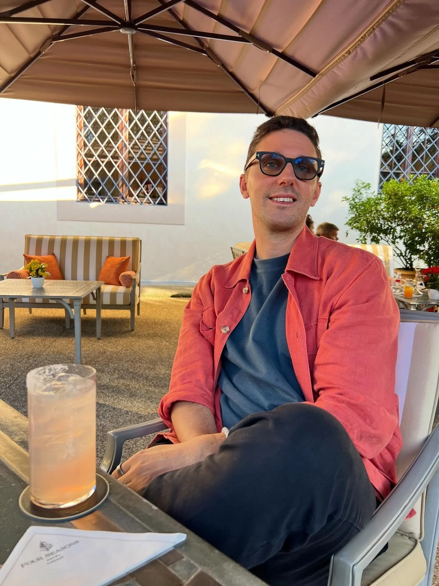 Gardens + sunshine @fsflorence 🇮🇹 
#AtriumBar #FourSeasonsFlorence #FSFlorence #FourSeasons #DiscoverFlorence #LuxuryHotel #HotelierLife