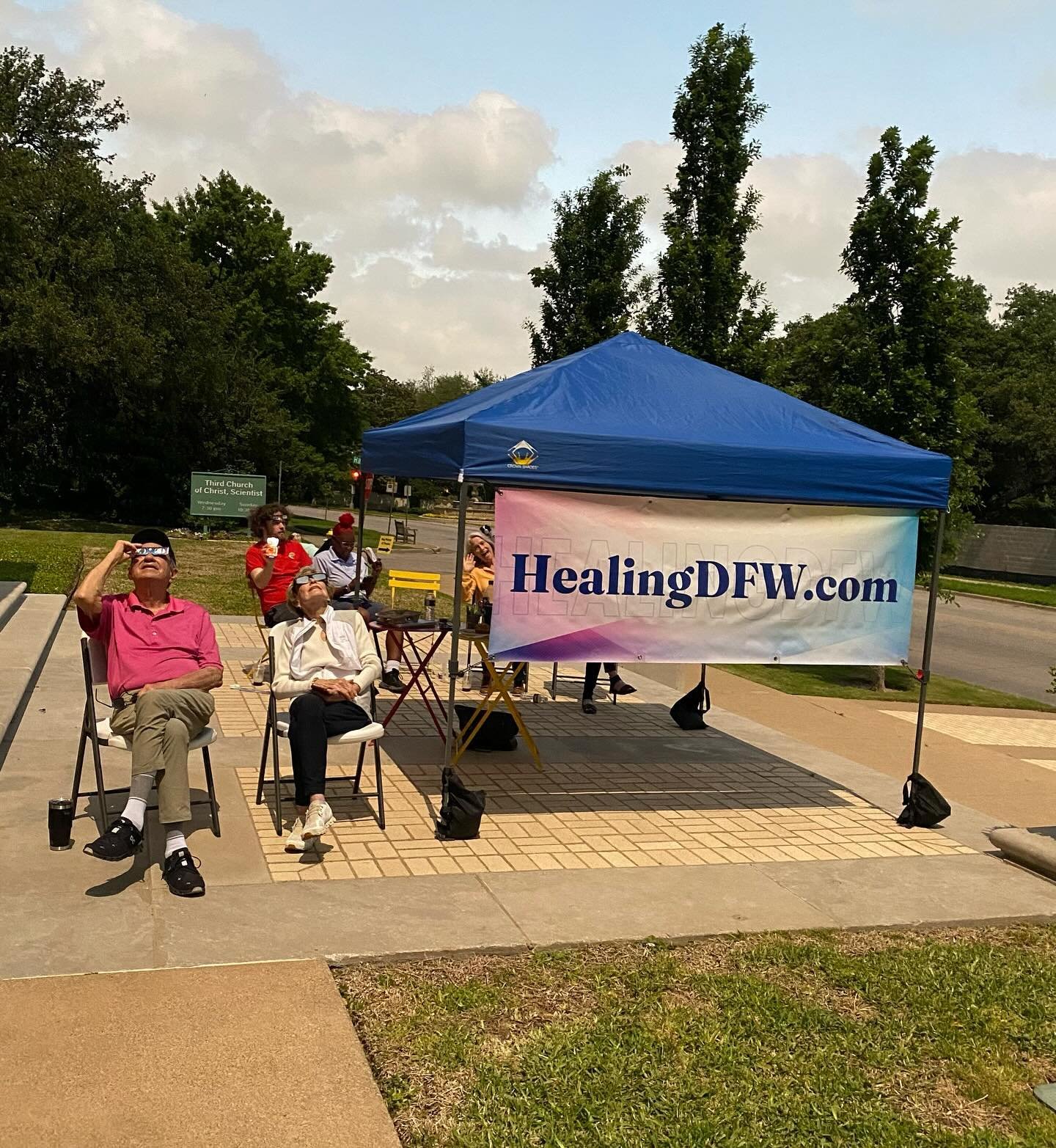 Eclipse watching at our outdoor tent Reading Room today!  Isn&rsquo;t God&rsquo;s universe amazing?  #solareclipse2024 #dallastexas #april8eclipse 
#thirdchurchofchristscientist #healingdfw