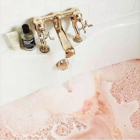 voguebathpink.jpg