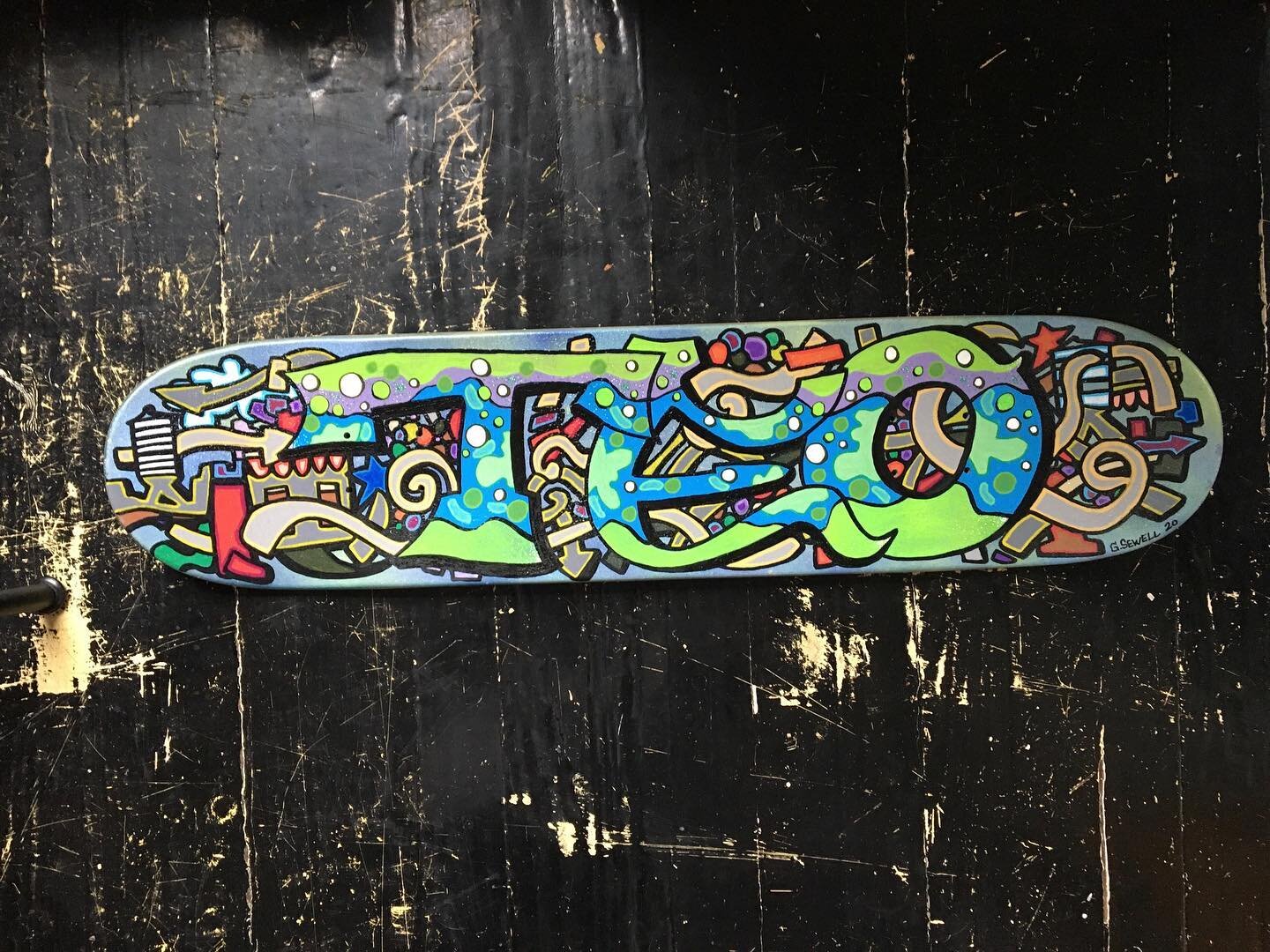 Latest custom deck intended as wall art, makes a great present
.
.
#skateboardart #nycartist #custommade #yournamehere #grafittiart #watertowers #birthdaygifts #customart #grafitti #posca #georgesewell #georgesewellnyc #explorepage
