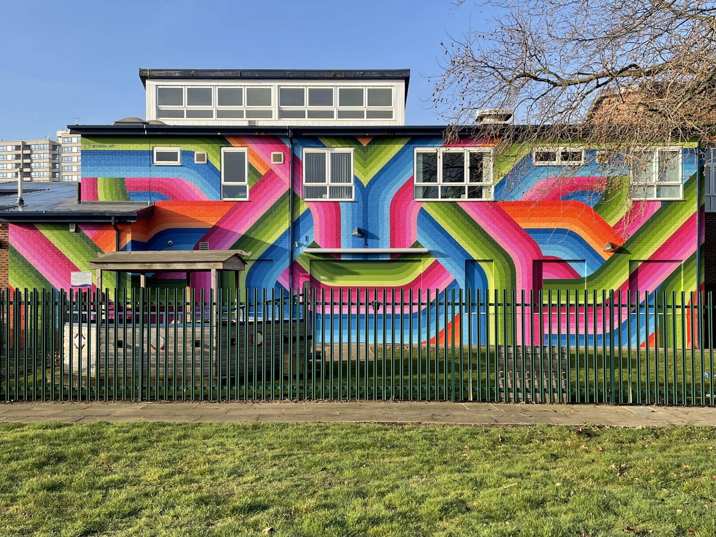 Art in Balby Bridge with Rob Lee Art at the Central Family Hub