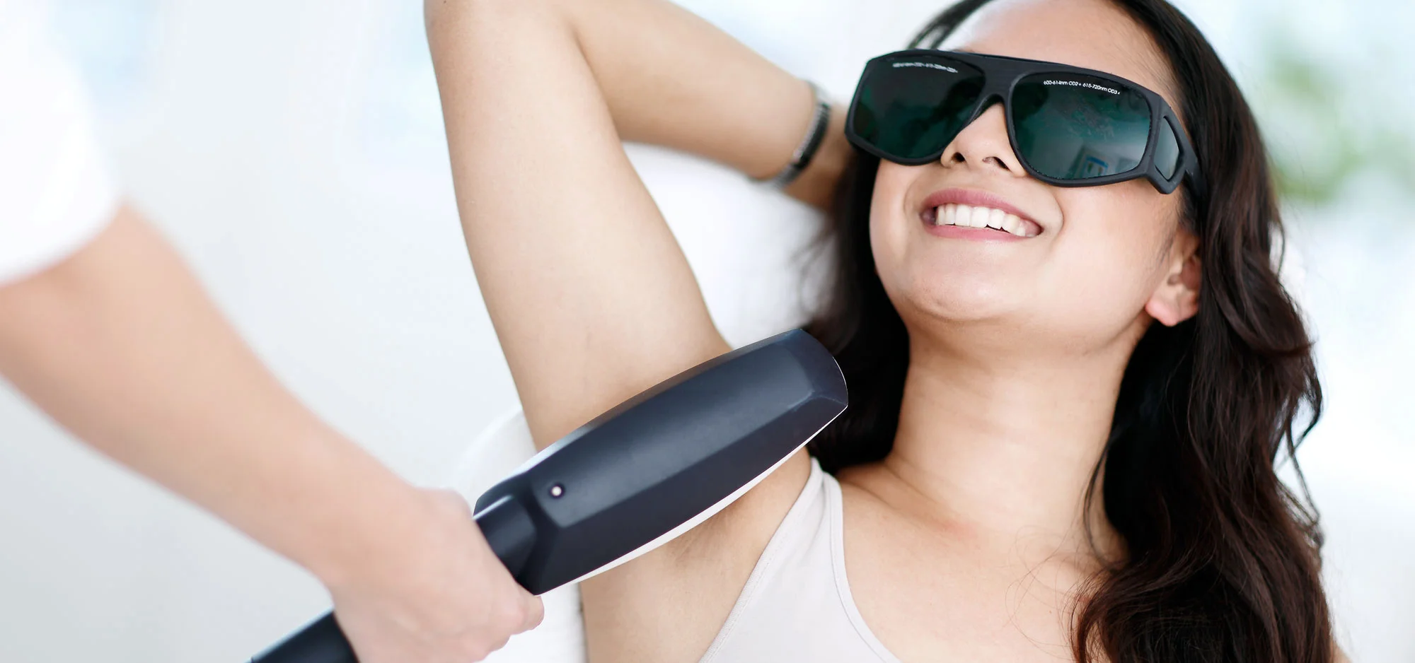 MedCos IPL Salon Mire 1.jpg