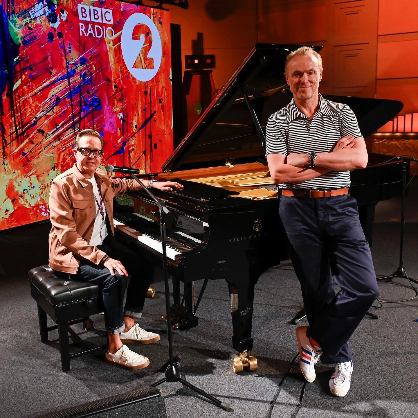 Thank you @zoetheball for having me on this morning performing live and thanks @tec.world for beautiful piano work. You can hear again on @bbcsounds.
#INSOLO
#TooMuch #bythetimeigettopheonix #True