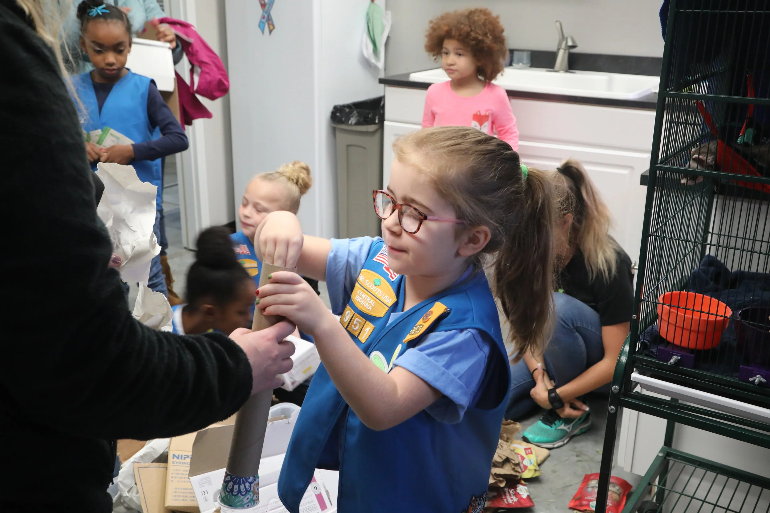 The Avian Exotic Inn had special guests last week: Daisy Scouts!!!!