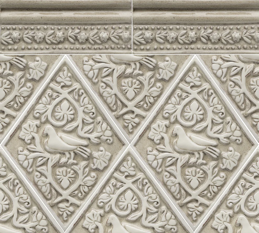 211-BIRD DIAMOND, 213-DECORATIVE DIAMOND, H153-ABIGAIL SMALL CROWN-(Z74-Ivory & Cafe)