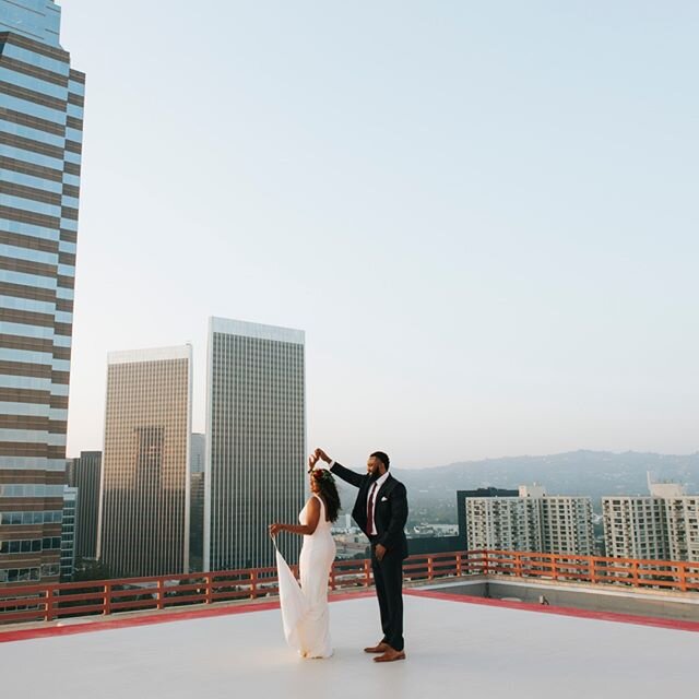 Hard to beat a first dance on an LA Rooftop⁠
#wedding #weddingphotography