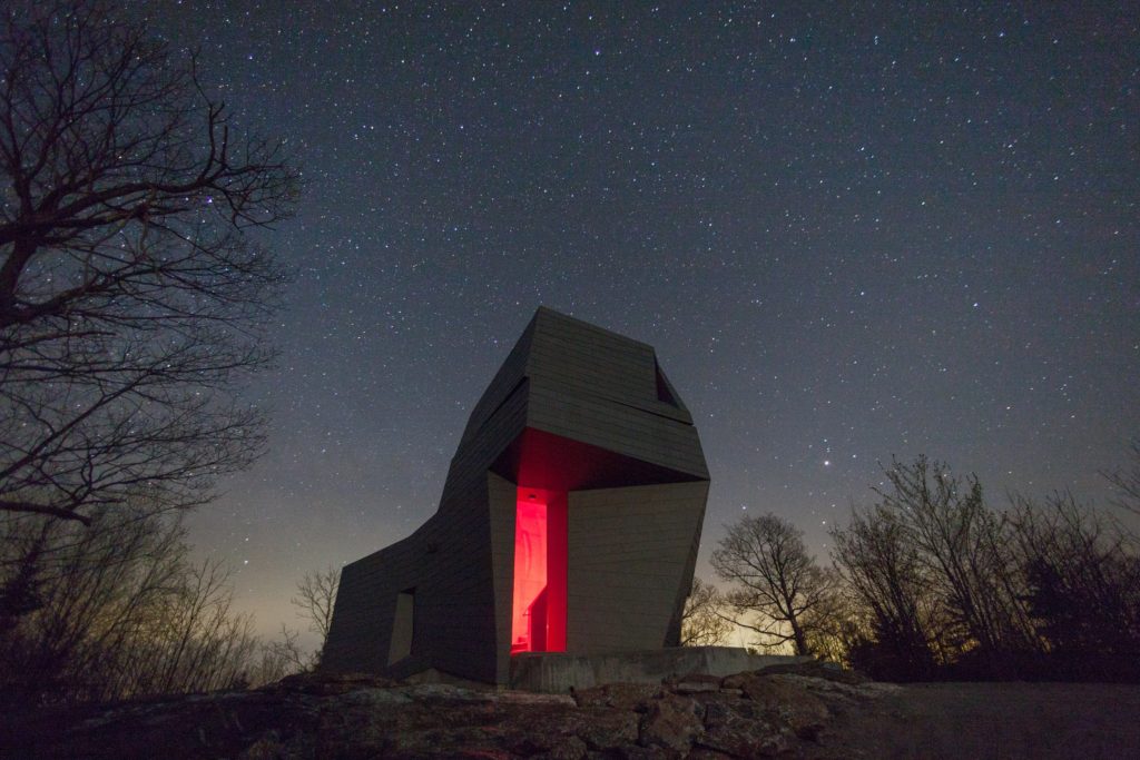 gemma-observatory-anmahian-winton-architects_dezeen_2364_col_7-1024x683.jpg