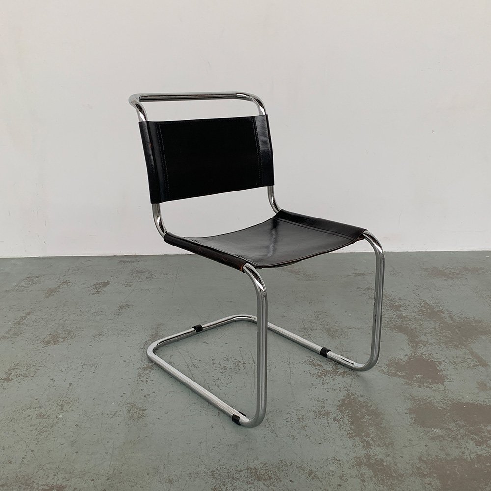 B33 Cantilevered Chair by Marcel Breuer.jpg