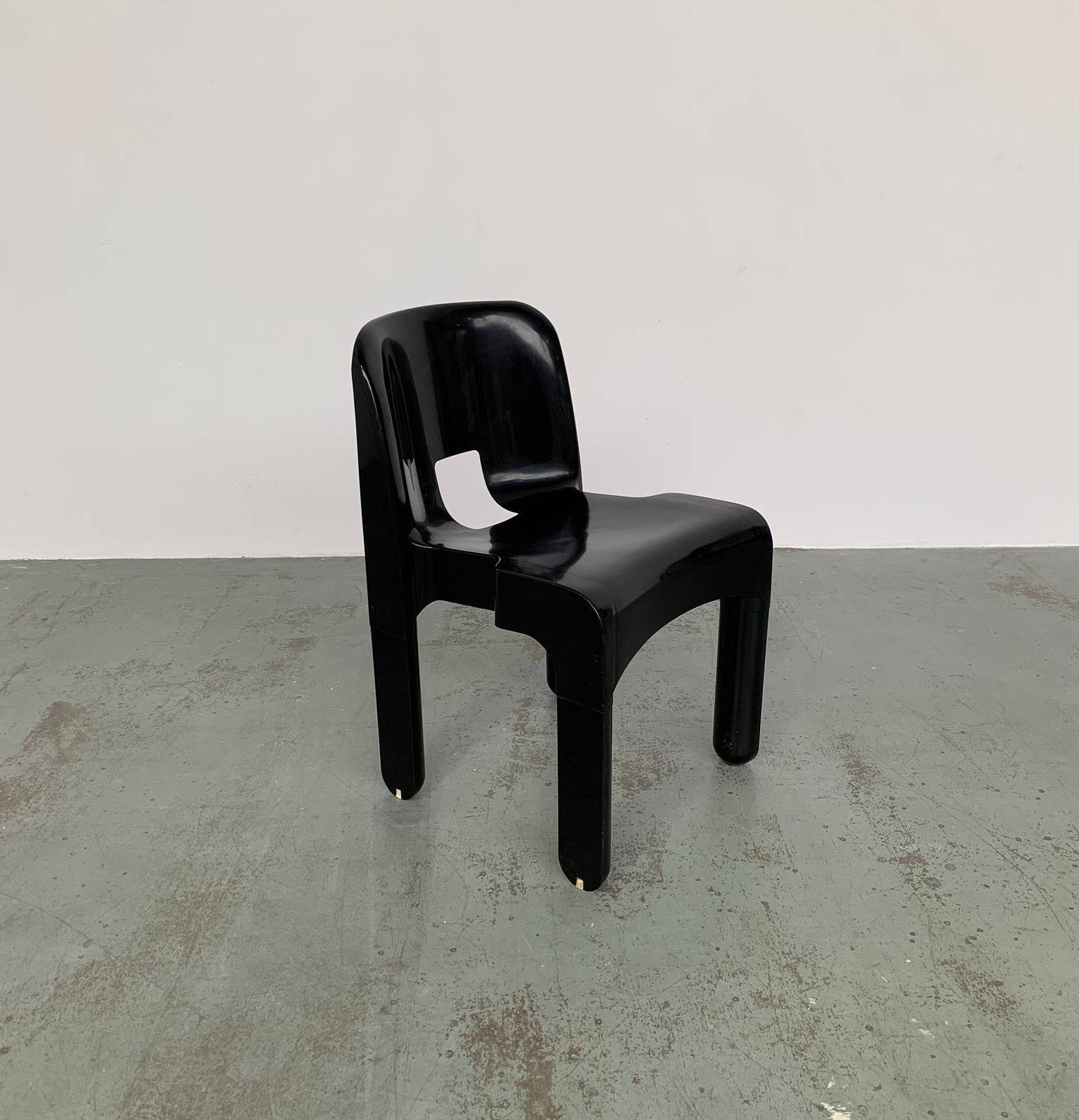 Joe Colombo 4867 Universale Black Plastic Chair for Kartell.jpg