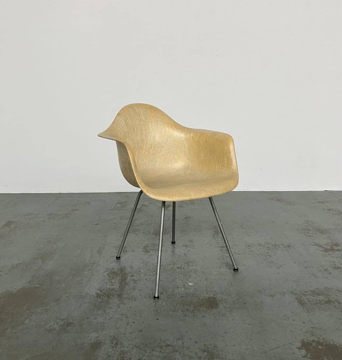 Dax Eames Fibreglass Chair.jpg