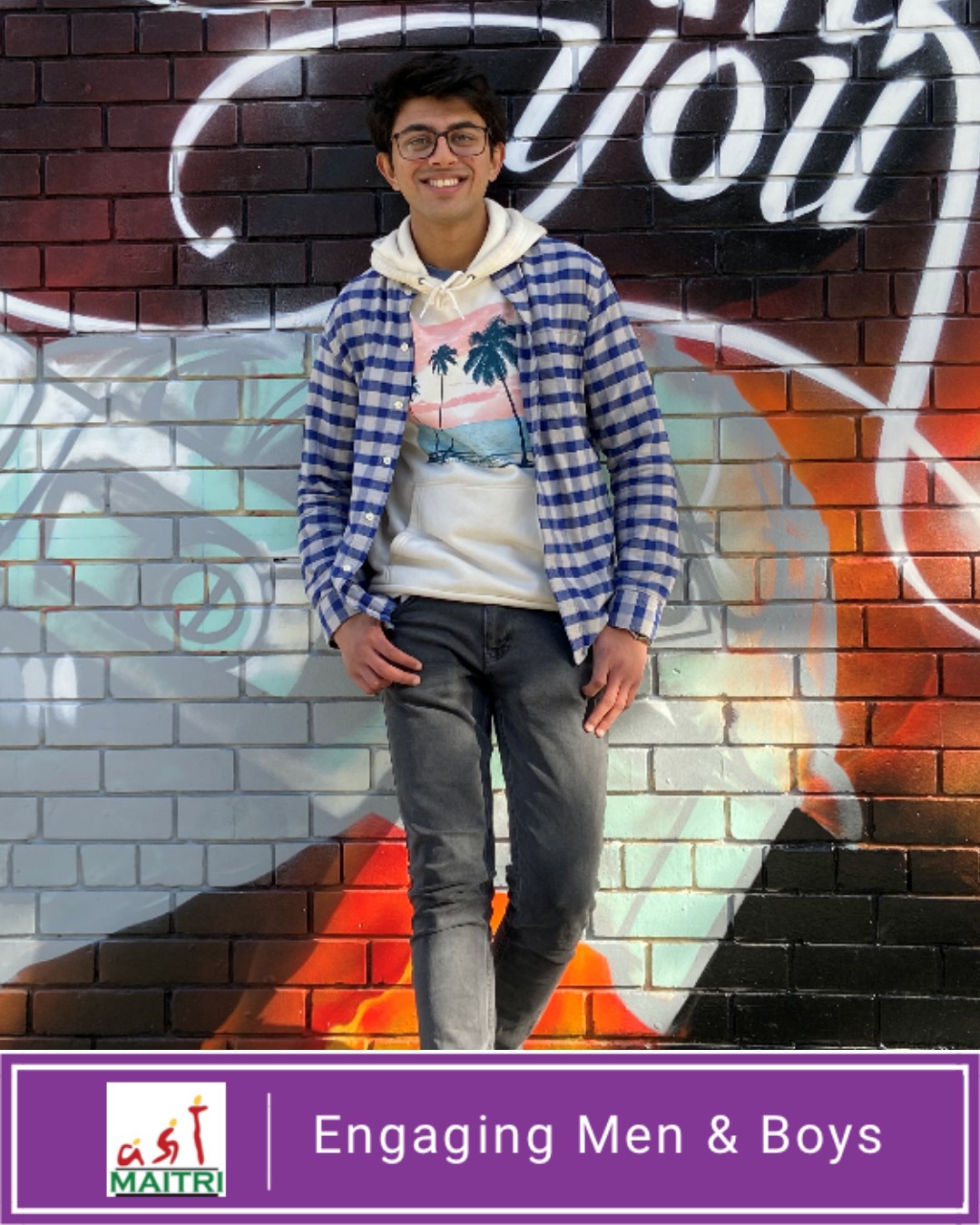 Boy posing in a tunnel - PixaHive