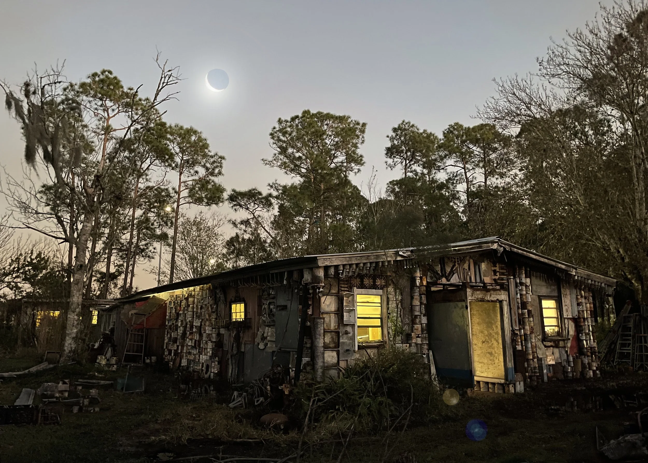 Klank House with Moon polaeized.jpg