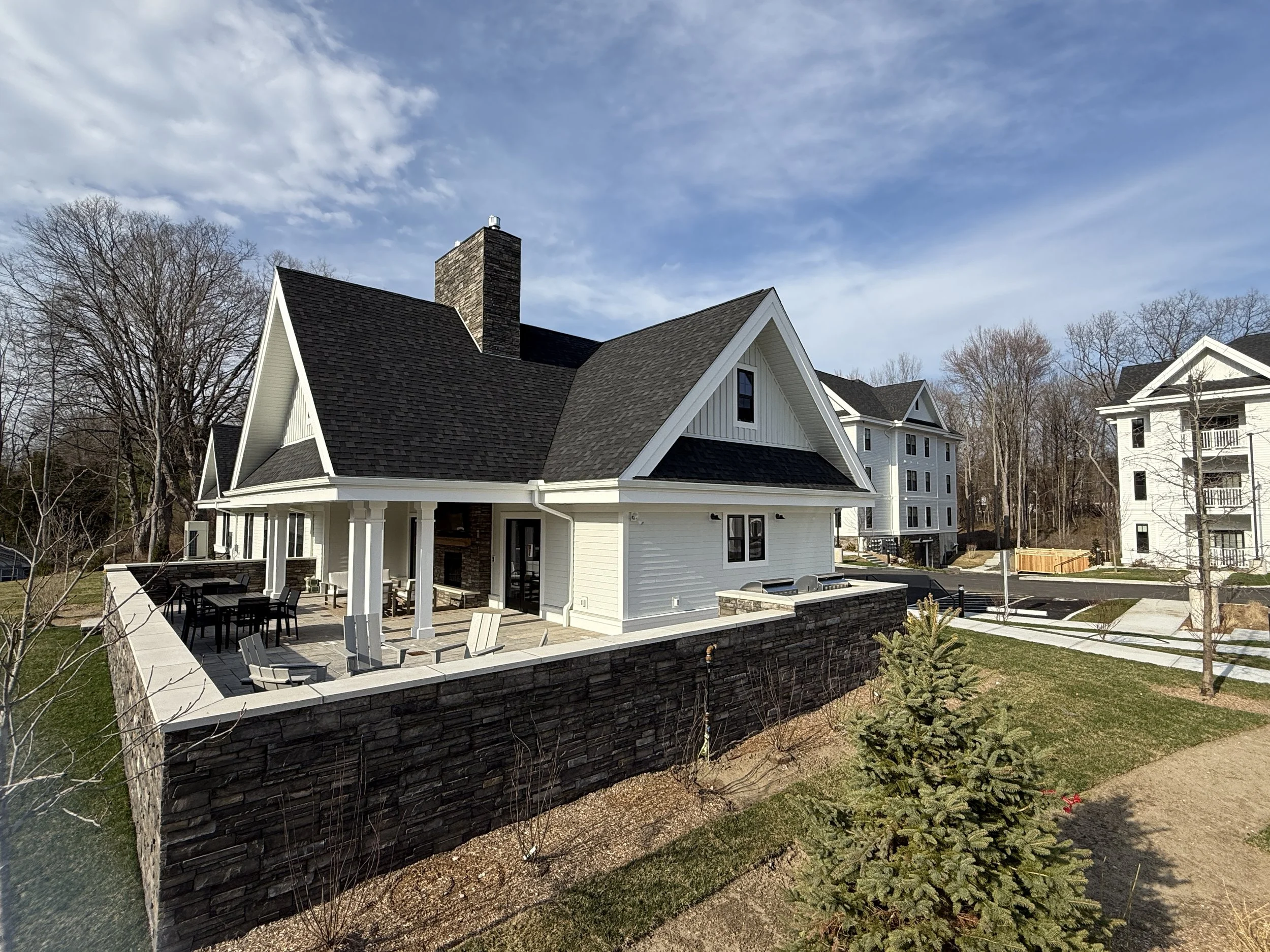 Overland Crossing Clubhouse Exterior