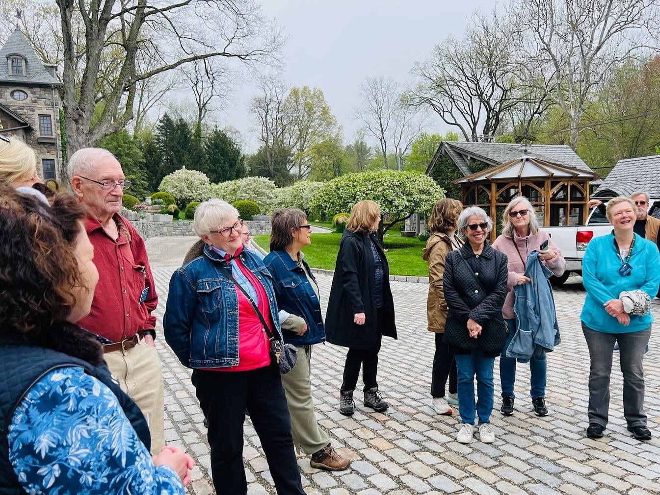 Heartfelt thanks to Fred Landman, owner of Sleepy Cat Farm, and horticulturalist, Alan Gorkin, for hosting members of the CMGA for an exclusive tour. From the exquisite gardens, with lavish landscapes, perfectly positioned sculptures, magnificent vis