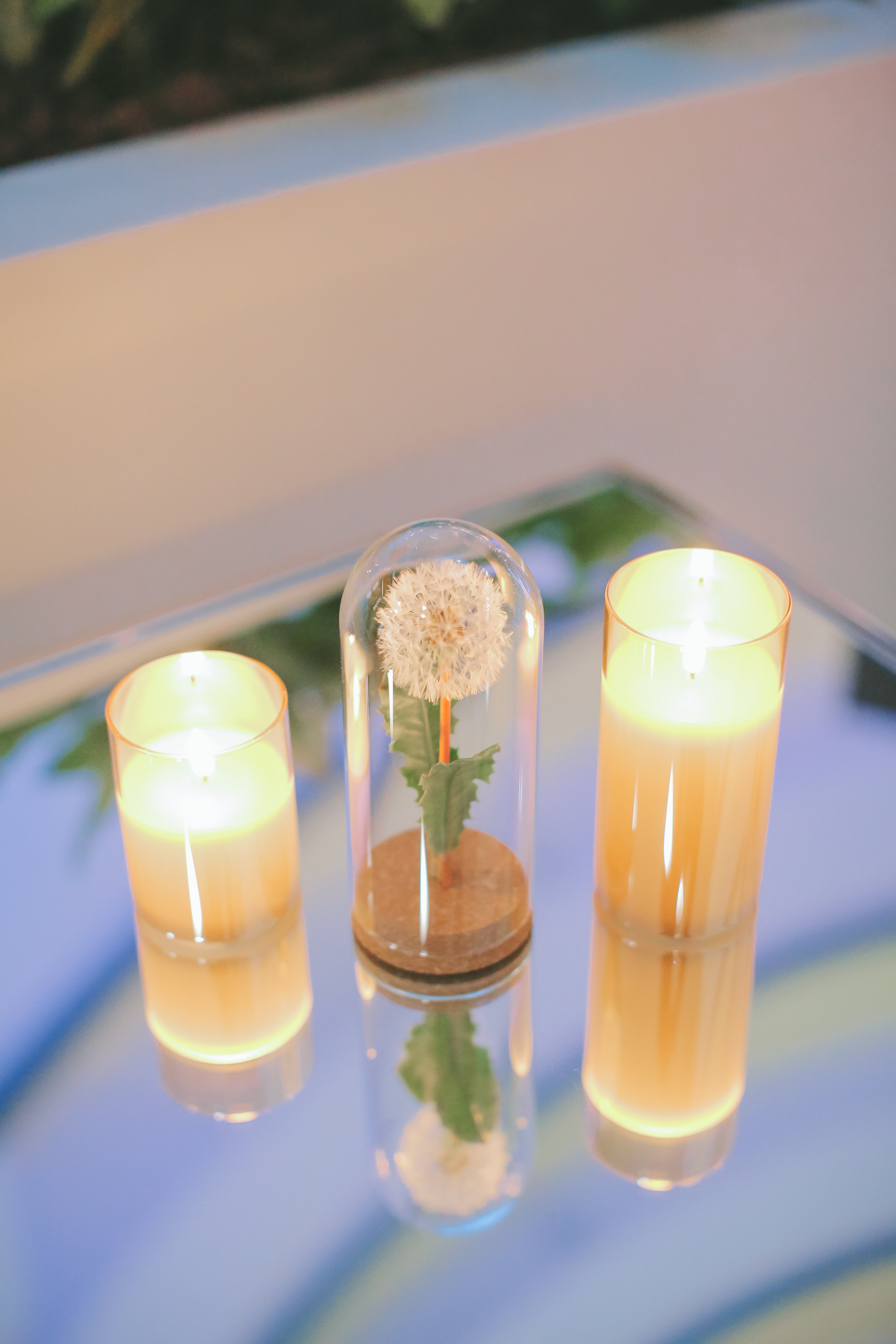 Cocktail table centerpiece