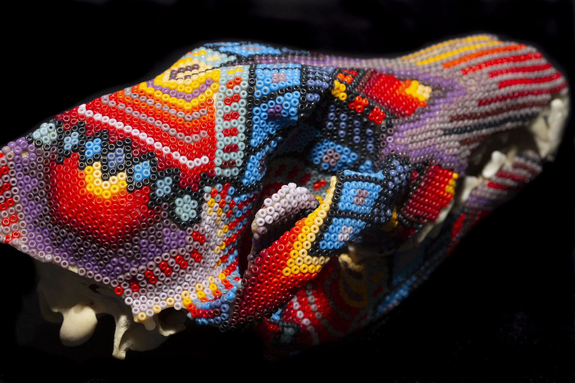  16 color freestyle geometric design  