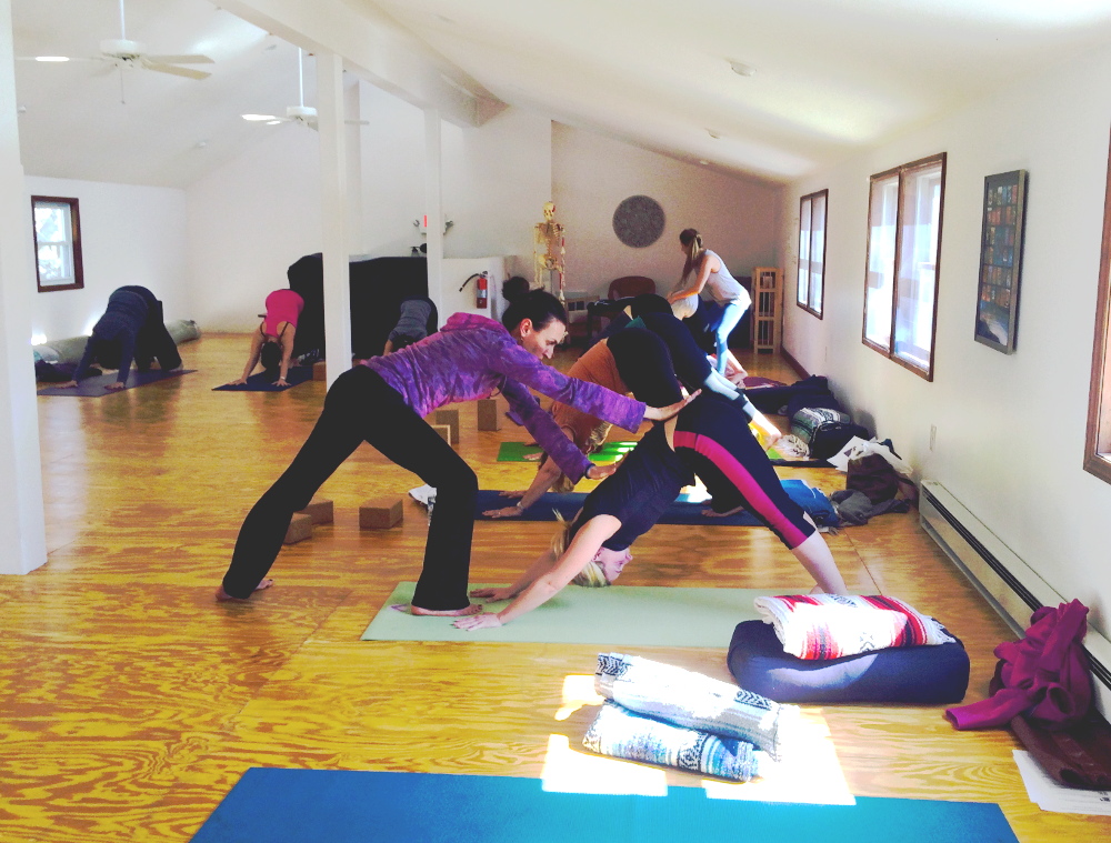 kikayoga-ashram-class.jpg