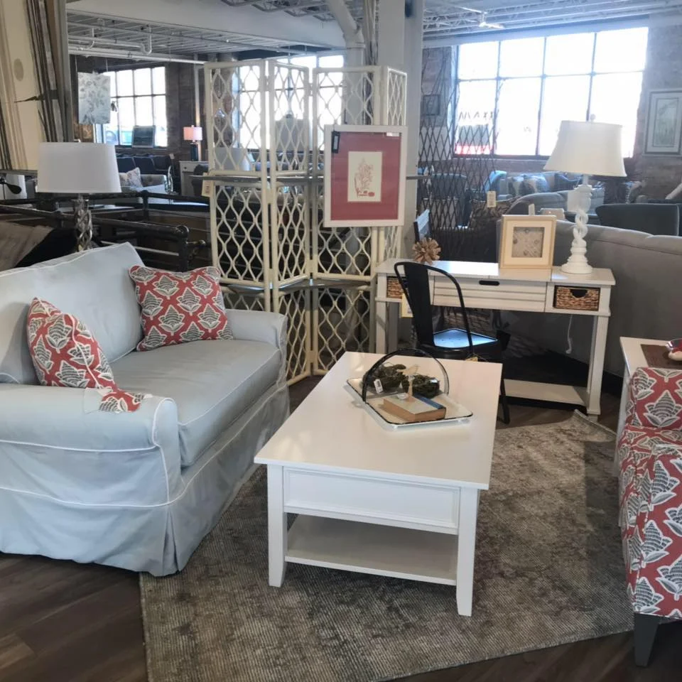 Ludington Gallery — Hegg's Furniture