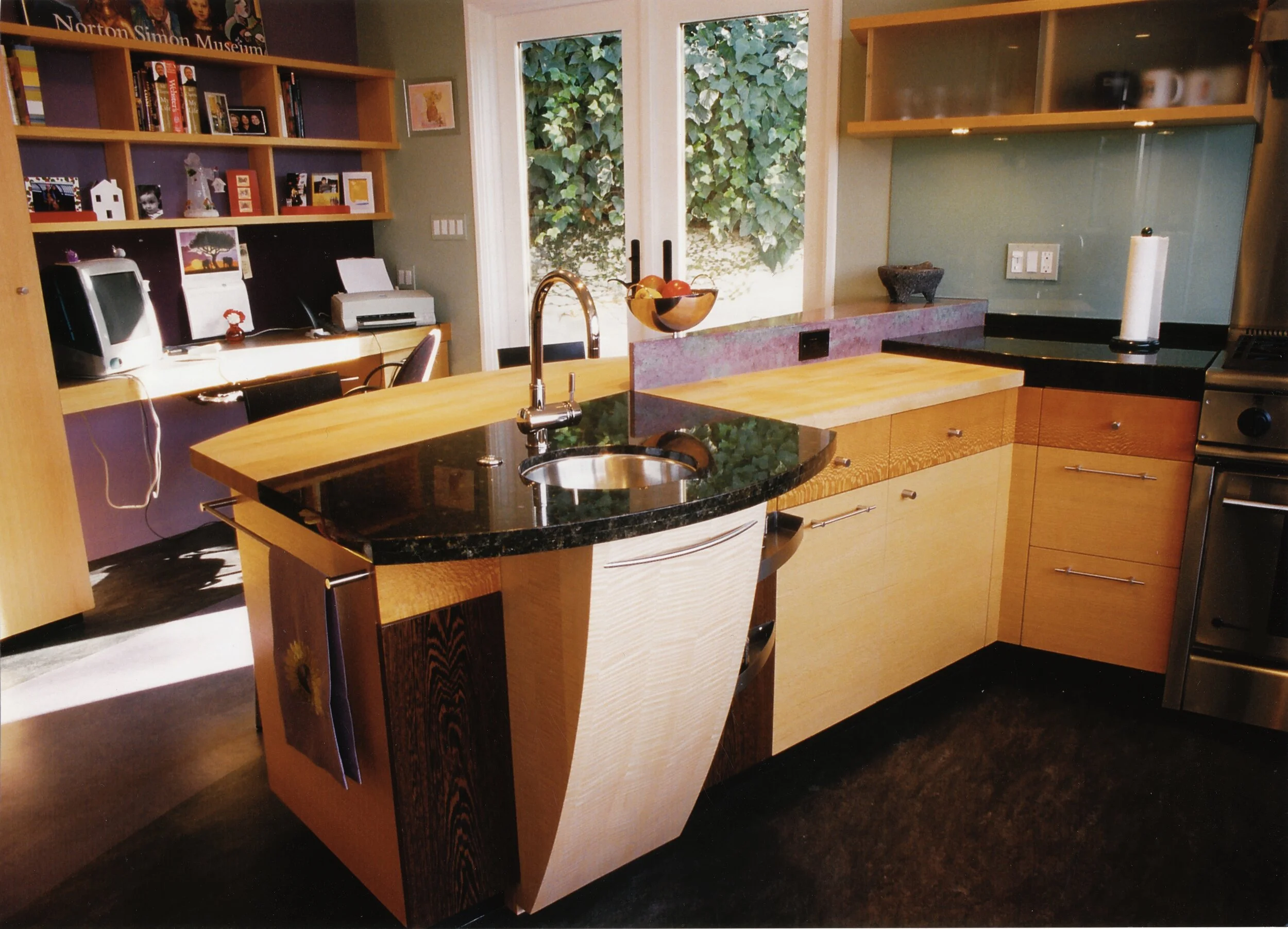 Kitchen Peninsula