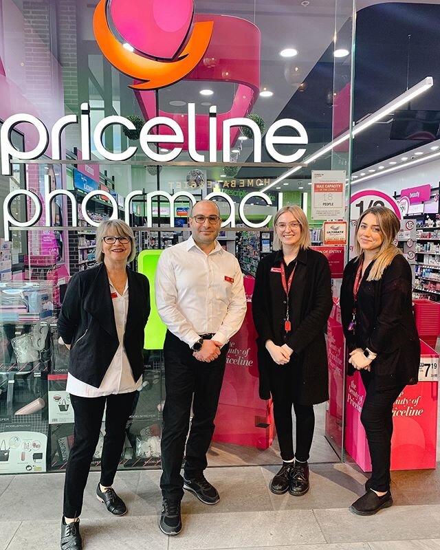 Say hello to Priceline Ingleburn Village 👋 ⠀⠀⁠
Who recognises these friendly faces? Meet your local Priceline team of 9, who just recently welcomed onboard Amber and Leah, with Sharon having been with the team the longest. ⠀⠀⁠
If you're after an ons