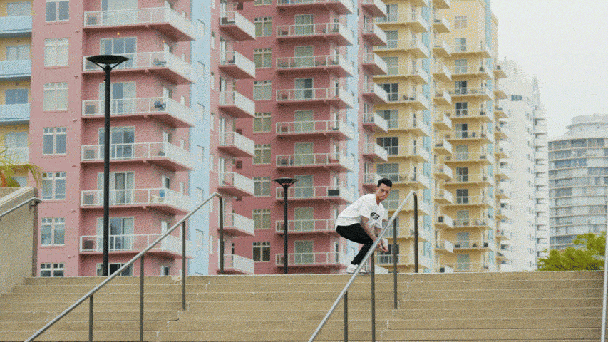 NikeUnlimited_skate2.gif