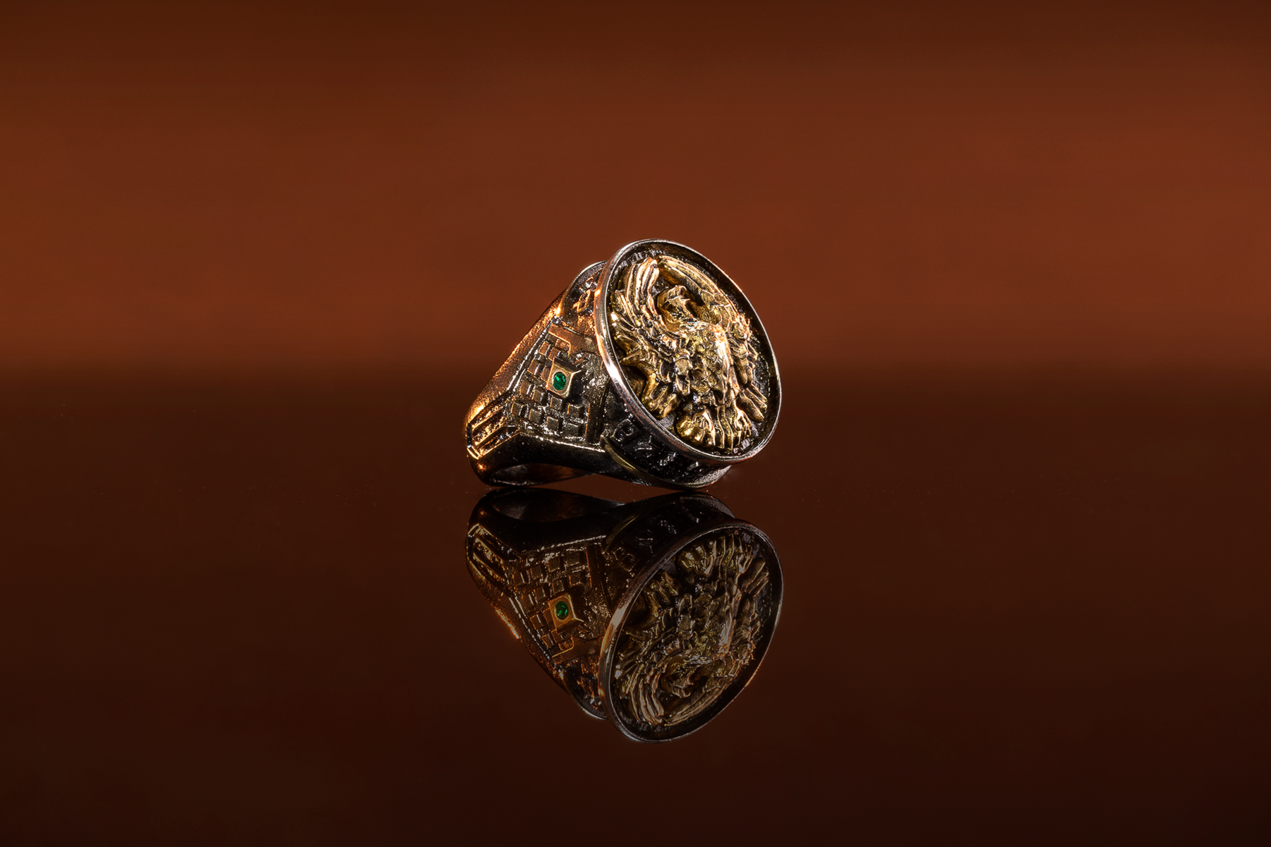 DUNE_ATREIDES_SIGNET_RING_DHD_PHOTO_04.png