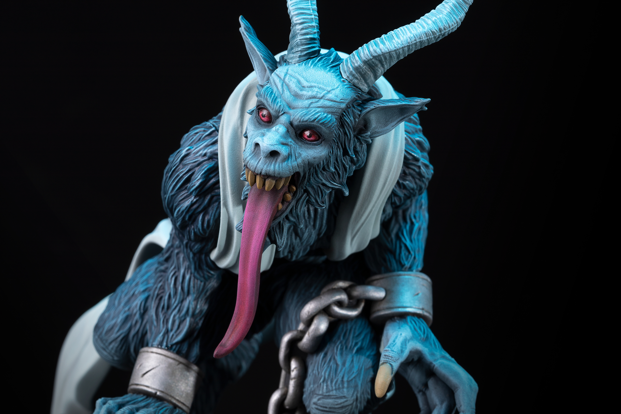 HBY_STATUE_KRAMPUS_DHD_PHOTO_09.png