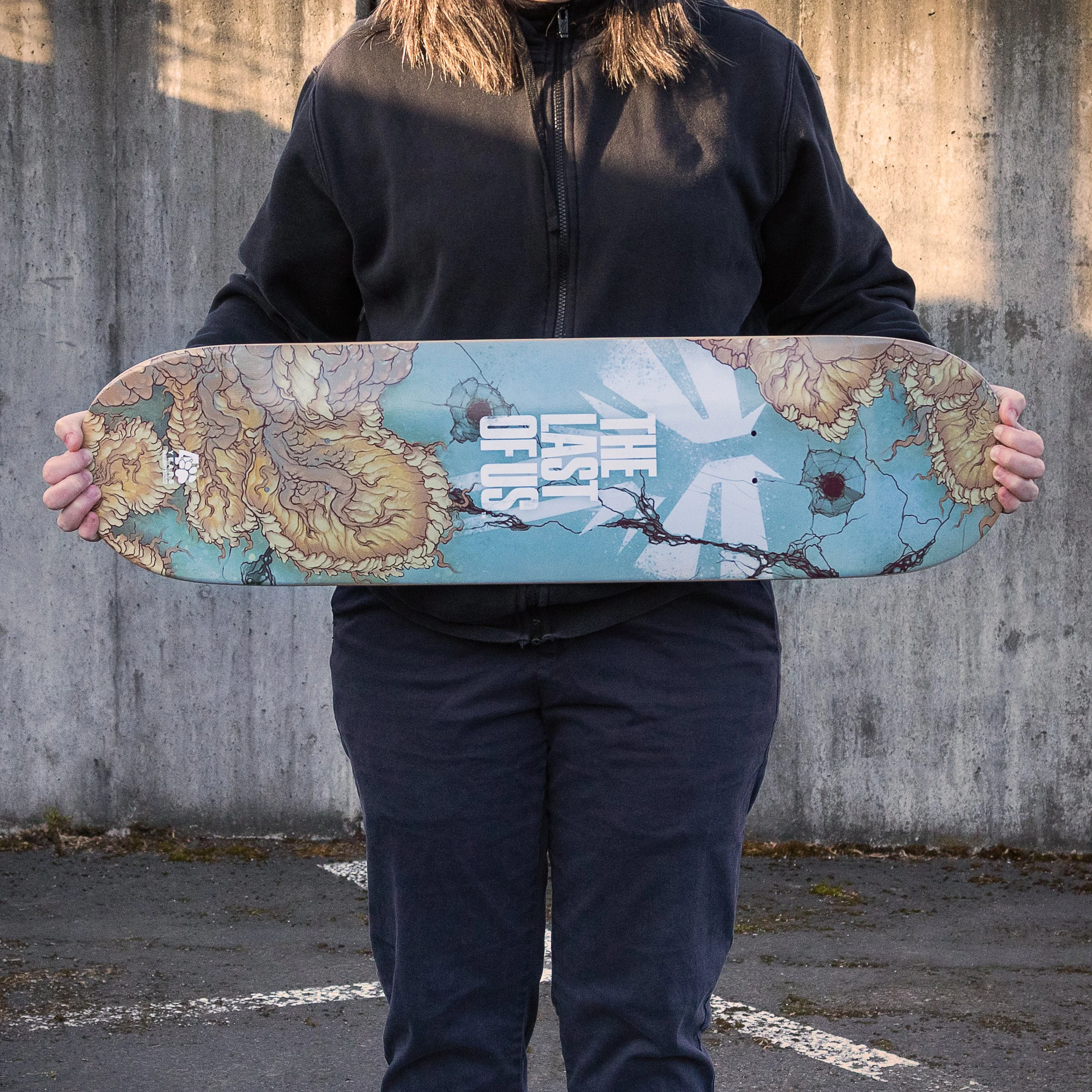 ND_SKATE_DECK_LOU_PHOTO_SCALE.jpg