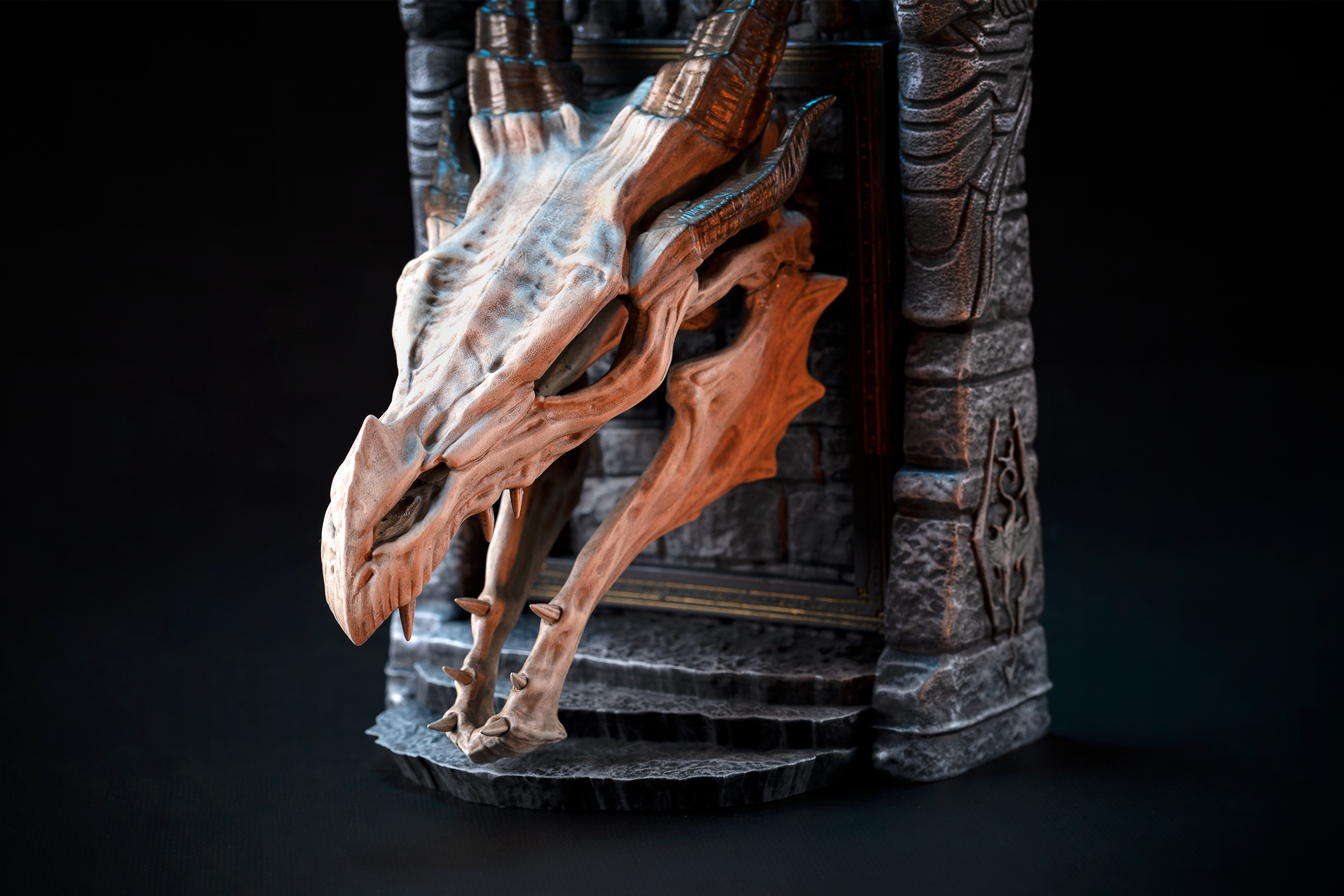SKYRIM_BOOKEND_DRAGON_SKULL_PHOTO_10.png