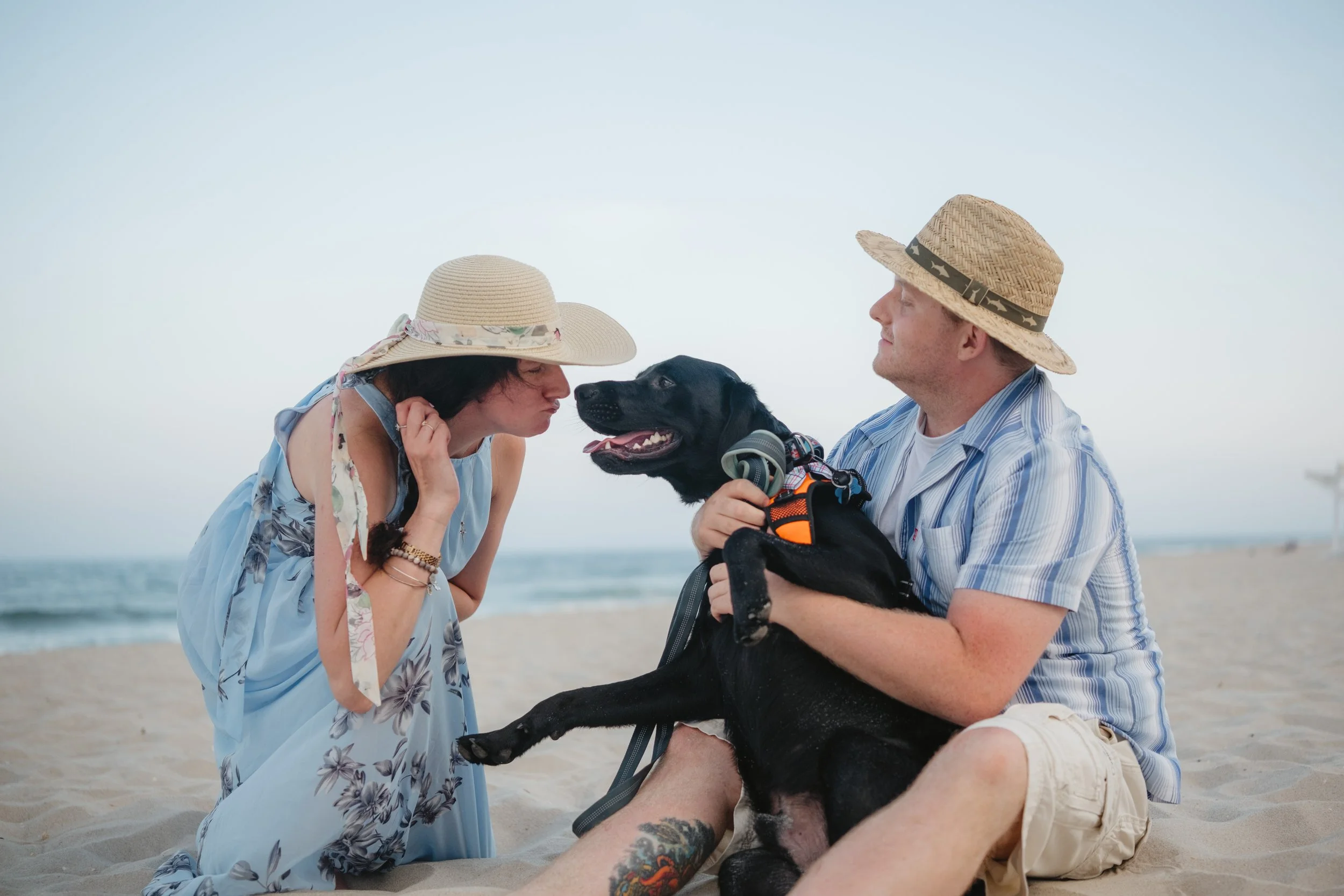 MARKASHLEY_BEACH_ENGAGEMENT-14.jpg