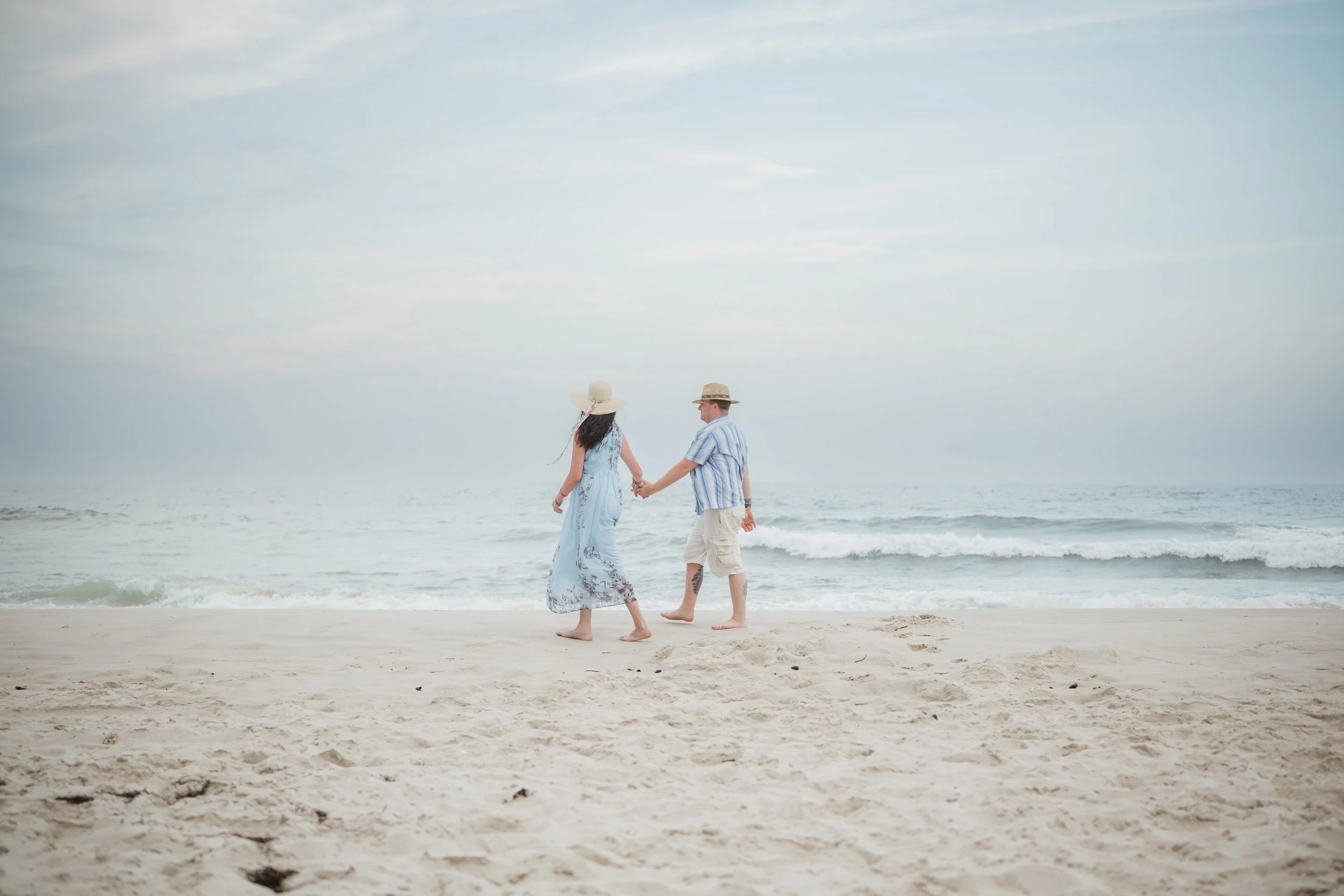 MARKASHLEY_BEACH_ENGAGEMENT-106.jpg