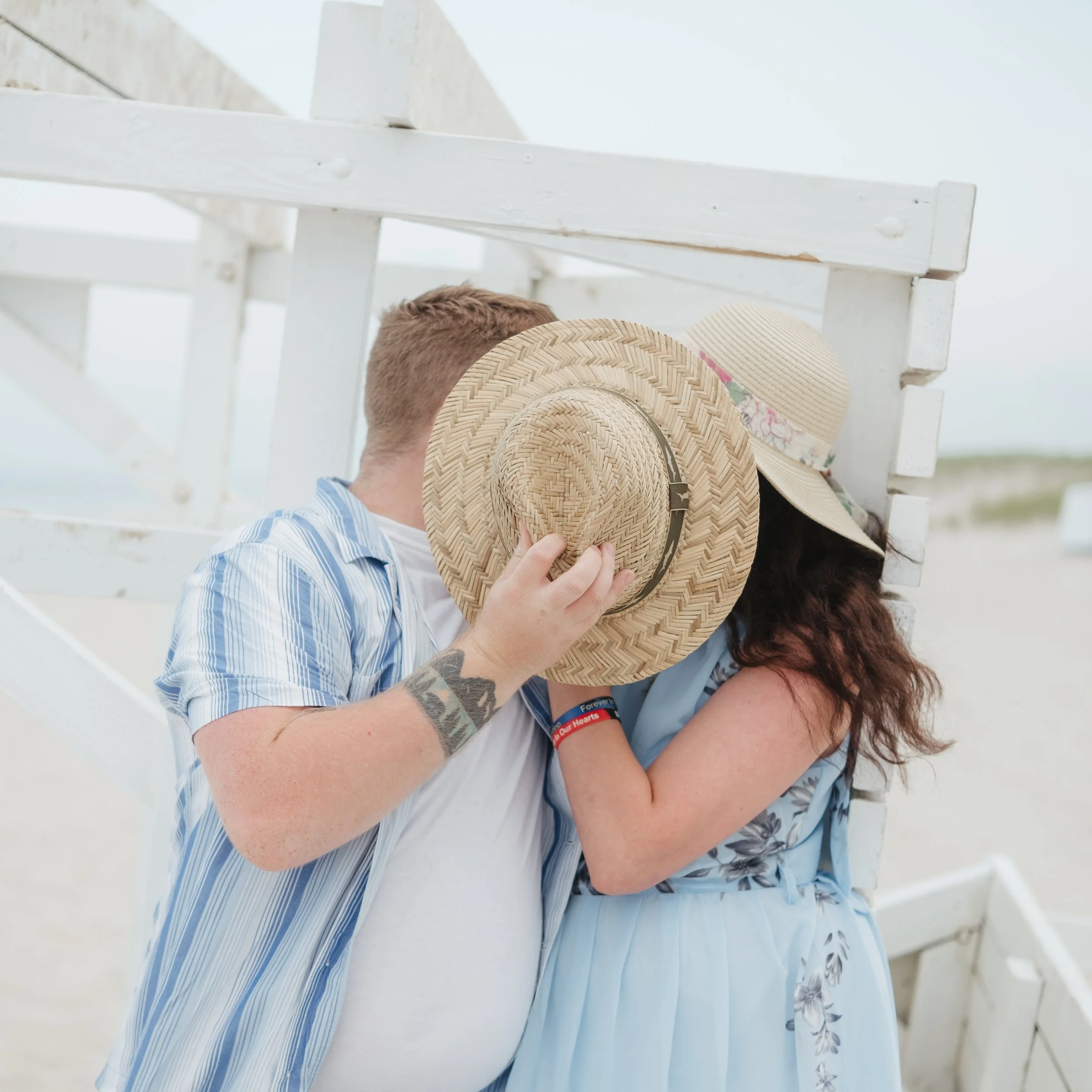 MARKASHLEY_BEACH_ENGAGEMENT-72.jpg