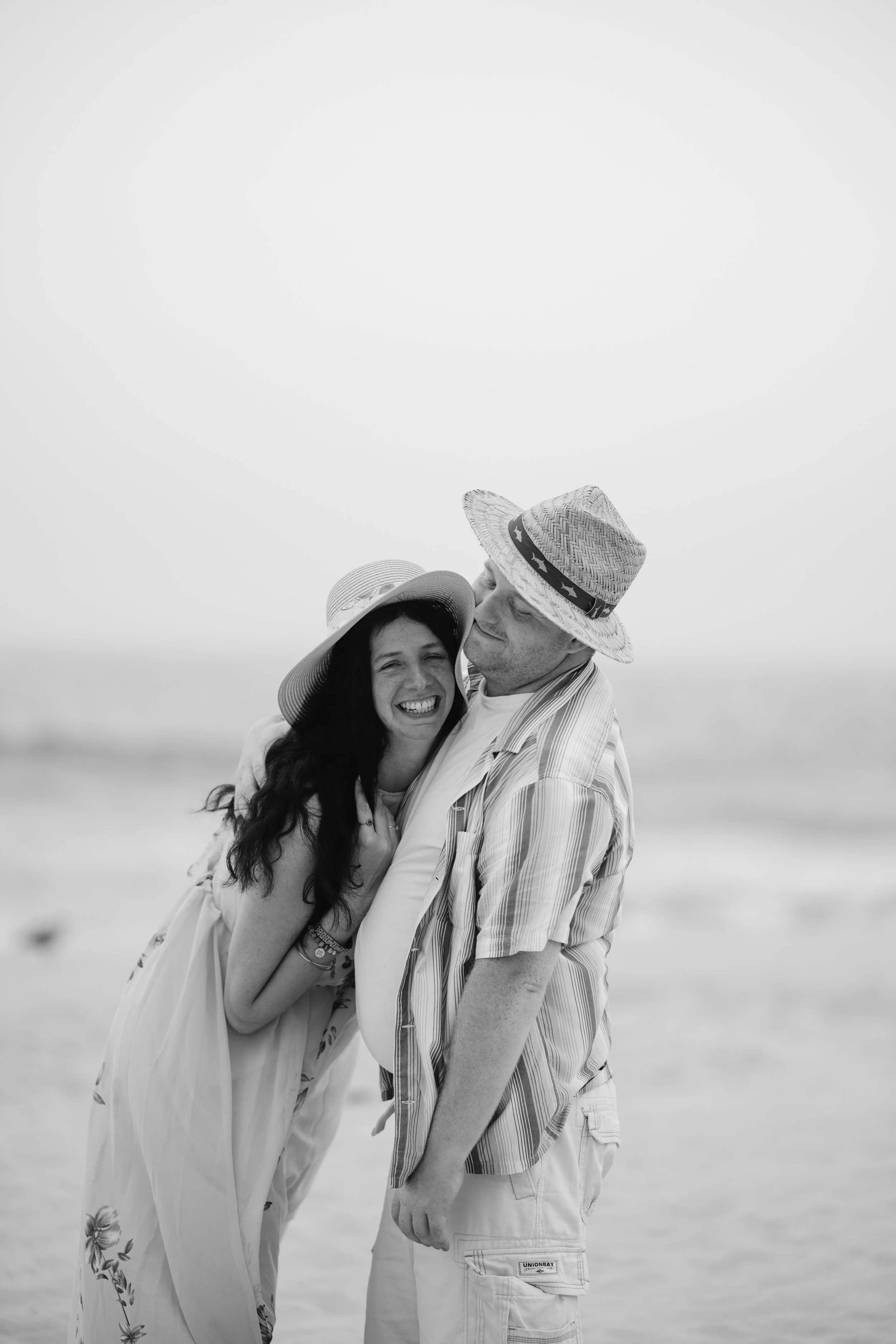MARKASHLEY_BEACH_ENGAGEMENT-98.jpg