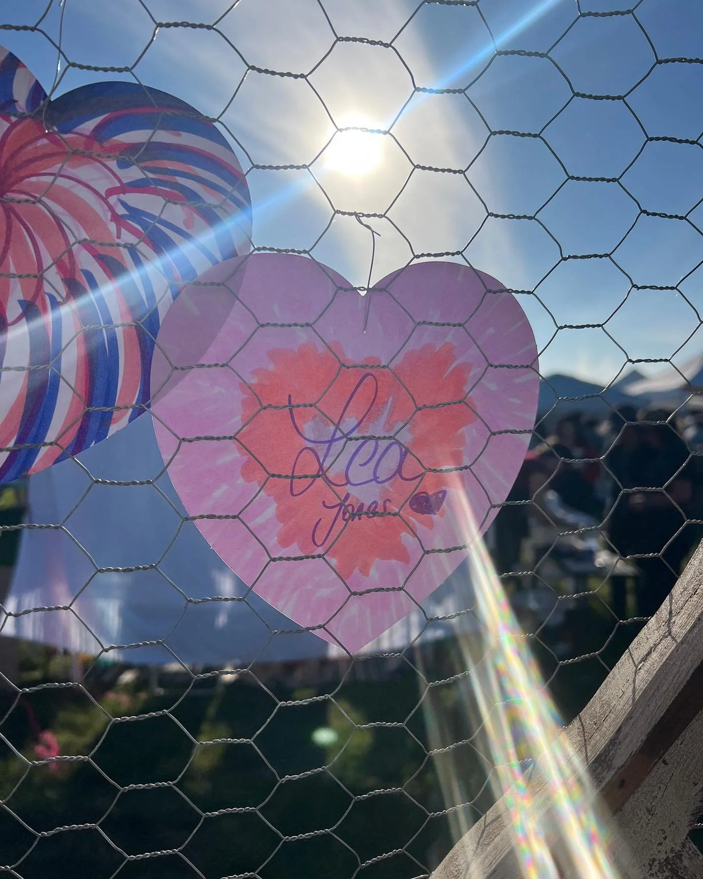 We are so inspired by all the amazing budding artists participating in our Dear Loved One creative expression workshop at the @sdmademarkets holiday market at @libertystation NTC Park this weekend!!!! Come by and see us where we invite you to use art