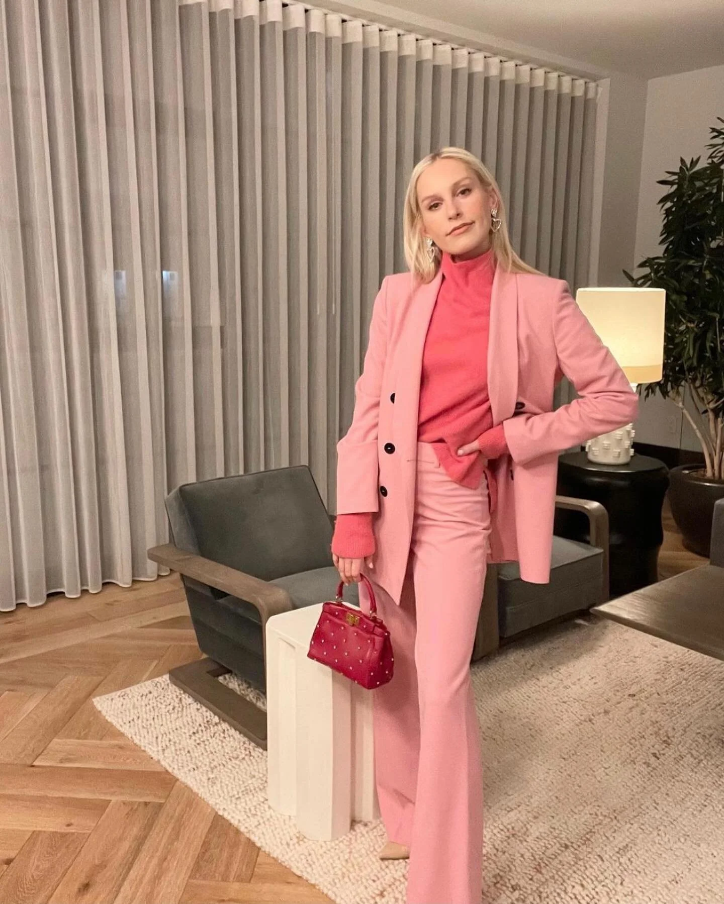 Pretty in pink 💕 @katyschuele #kimberlycannoncolor