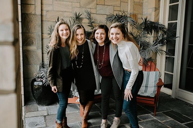 Tyler and I have always agreed that we&rsquo;d like two kids someday. We&rsquo;re both from families of four so it just makes sense to us. But after spending the day with the Tomlinson family, they sure do make raising 8 children look like a breeze!