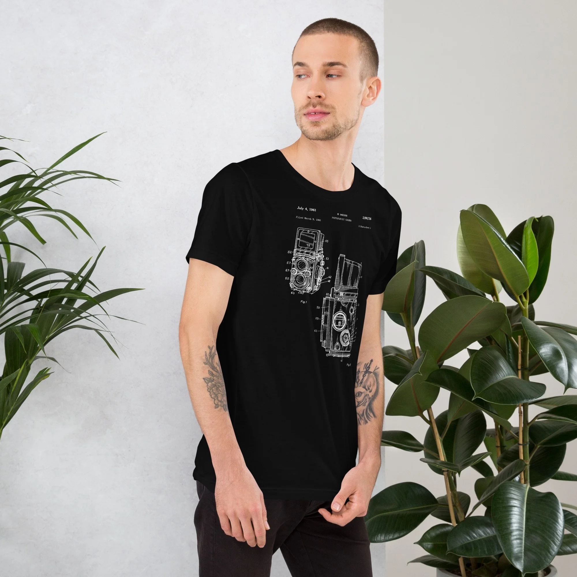 unisex-staple-t-shirt-black-right-6a56930bc3115.jpg