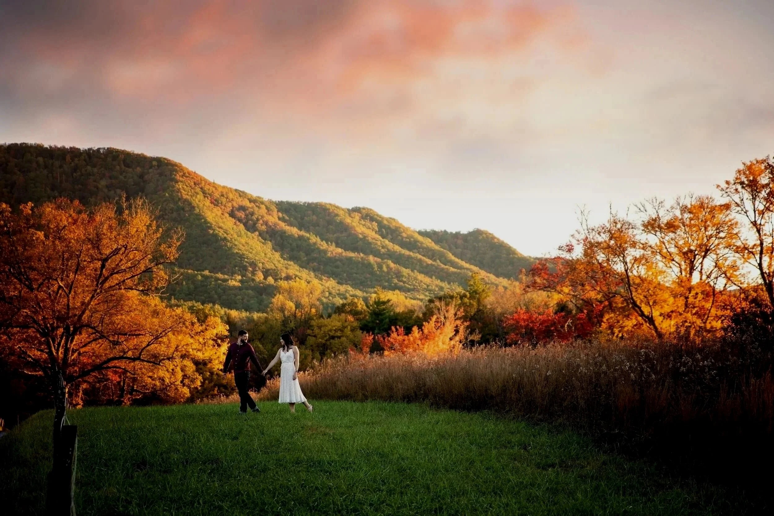 gatlinburg-tn-photographer-couples-engagement-session-cades-cove.jpg