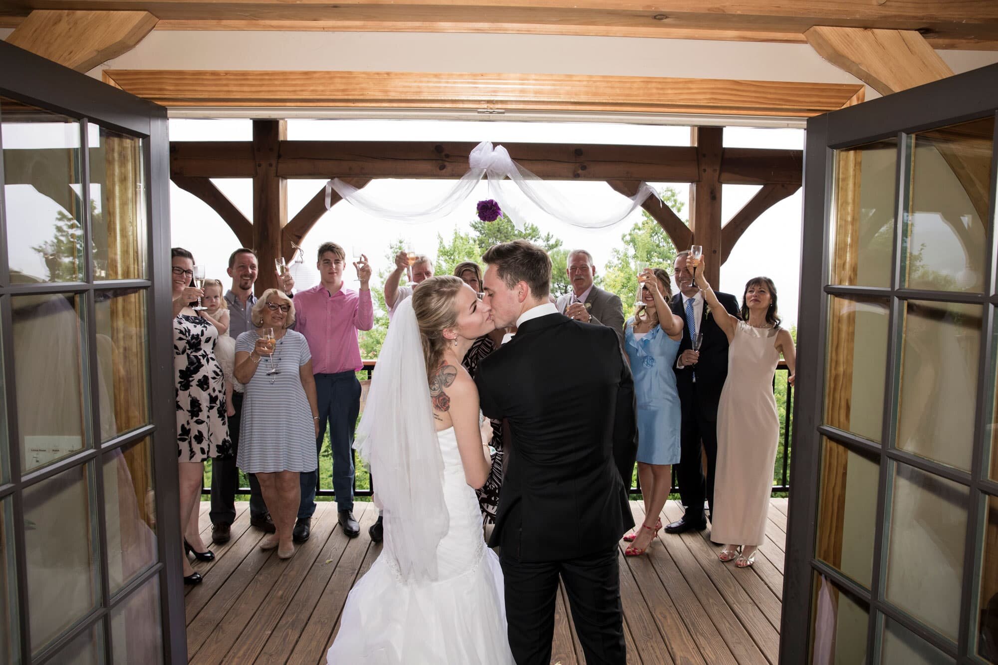 gatlinburg-cabin-wedding-smoky-mountains.jpg