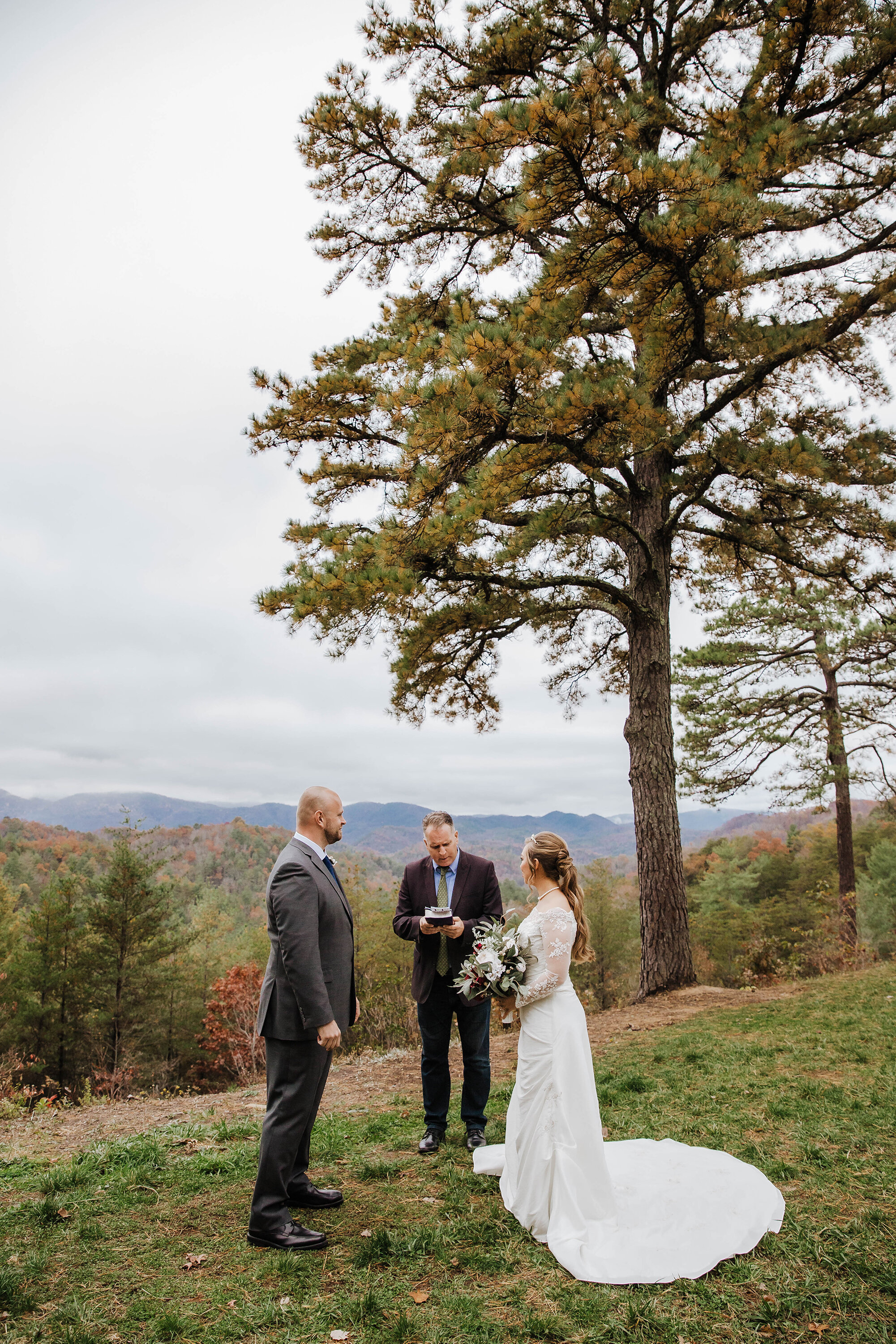 foothills-parway-gatlinburg-elopement-ceremony.jpg