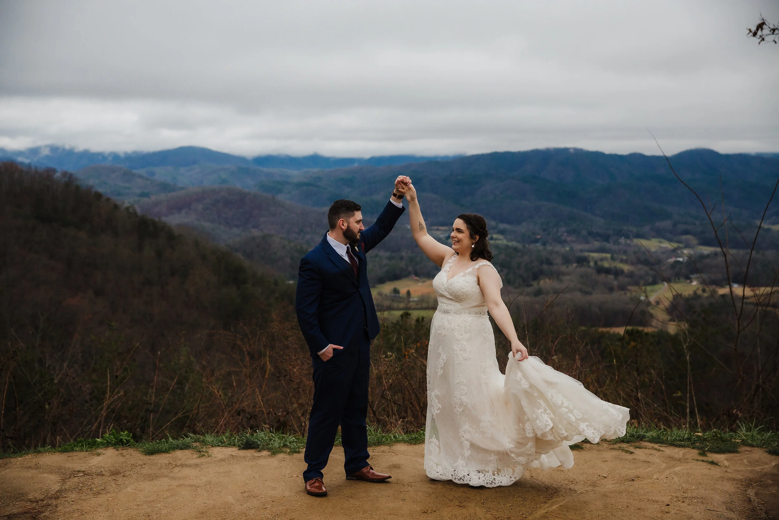 Foothills-parkway-wedding-picture-spin.jpg